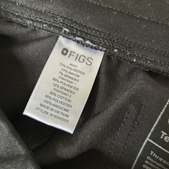 Figs Zamora jogger scrub pants size medium in black - Picture 3 of 4
